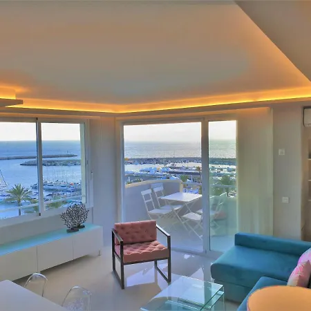 Fabulous Apartment In Front Of Sea & Marina With Incredible Views Estepona Exterior photo