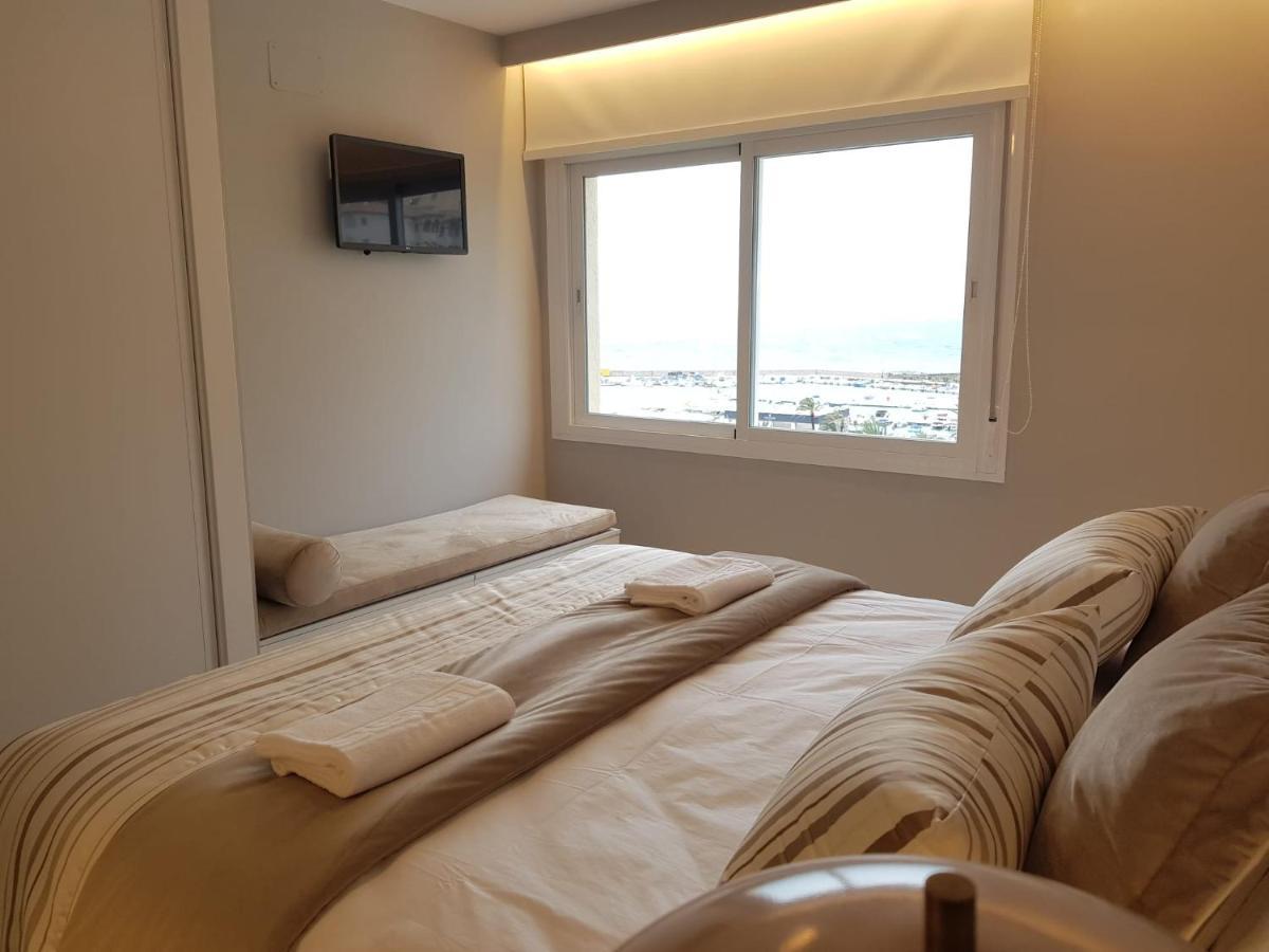 Fabulous In Front Of Sea & Marina With Incredible Views Apartment Estepona
