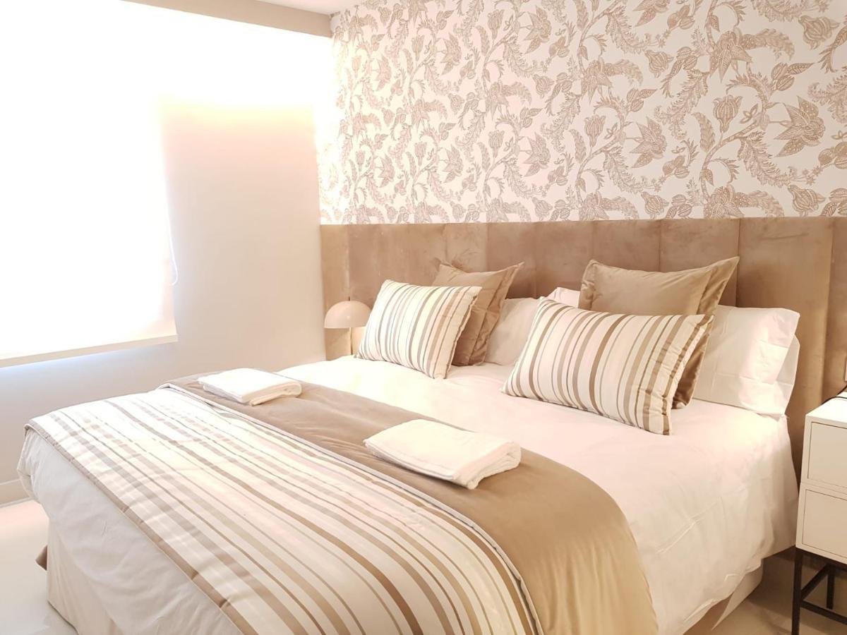 Fabulous In Front Of Sea & Marina With Incredible Views Apartment Estepona